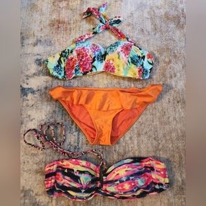 Seafolly set of 2 Bikini Tops & 1 Bottom